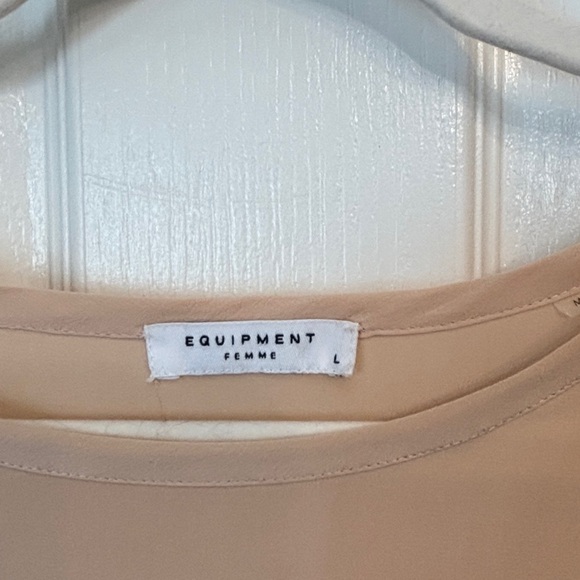 Equipment Beige and Black Long Sleeve Top Women’s L 100% Silk Style Q23-E315K - Picture 3 of 7